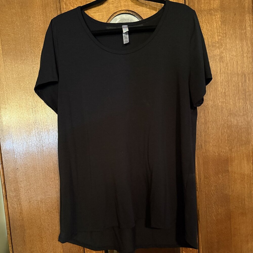 LuLaRoe Classic T, size XL, Solid Black